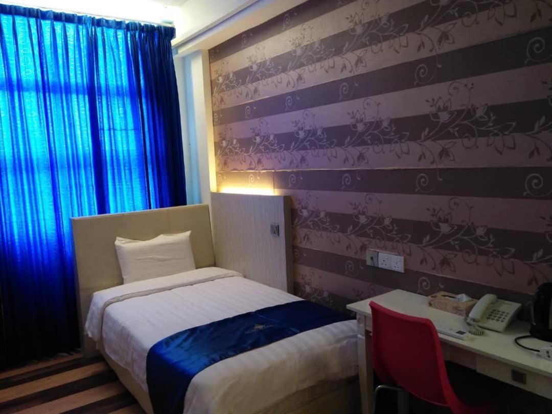 4Orty Inn Bintulu Bagian luar foto