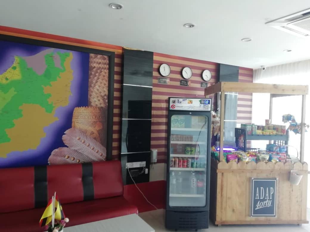 4Orty Inn Bintulu Bagian luar foto
